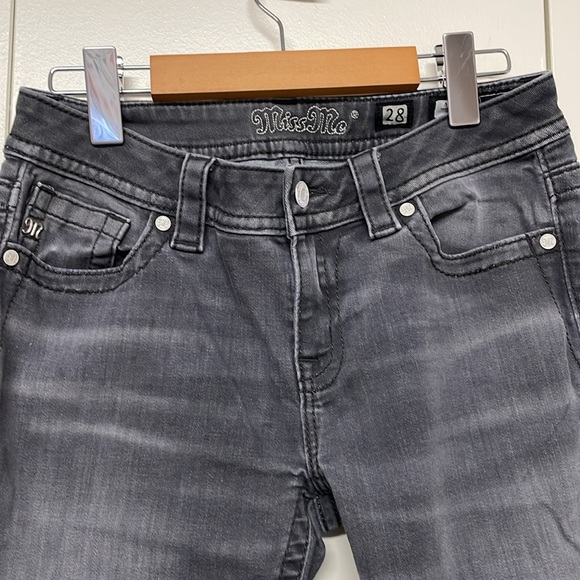 Miss Me Mid-Rise Skinny - Picture 4 of 4